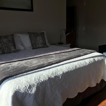 Wesbert Winery & Guest Suites เพนทิกตัน ภายนอก รูปภาพ
